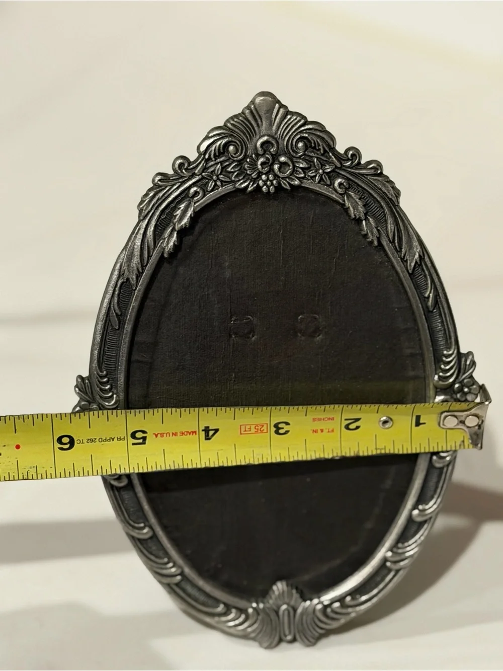 Victorian Style Ornate Oval Photo Frame Silver